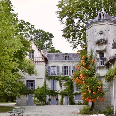 Manoir De Plaisance Bed & Breakfast 3*