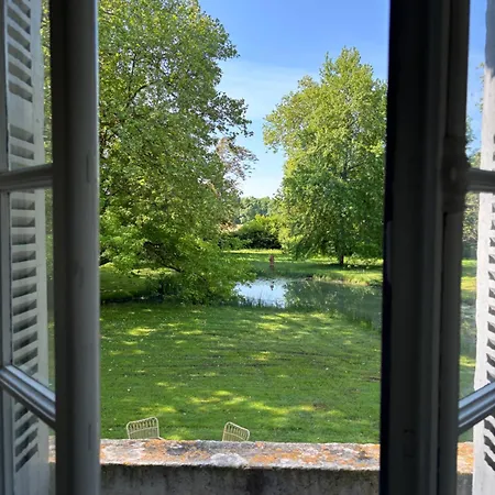 Bed & Breakfast Manoir De Plaisance 3*