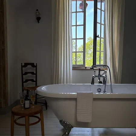 Manoir De Plaisance Bed & Breakfast Benon