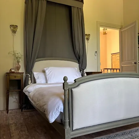 Manoir De Plaisance 3*