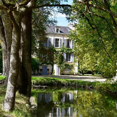 Manoir De Plaisance Bed & Breakfast
