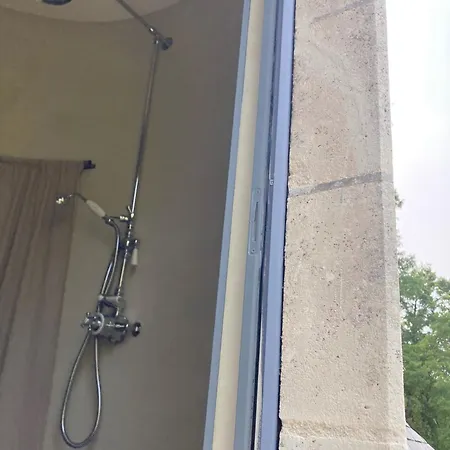 Manoir De Plaisance Bed & Breakfast Benon